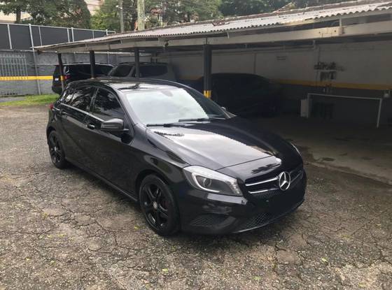 MERCEDES-BENZ CLASSE A 1.6 200 TURBO URBAN GASOLINA 4P AUTOMATIZADO